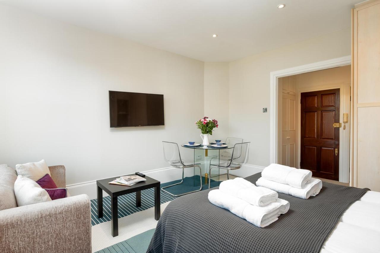 Capital Sloane Street Studio With Balcony 伦敦 外观 照片